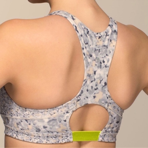 Lululemon Top Speed Bra Petite Fleur Silver Spoon - Picture 2 of 6